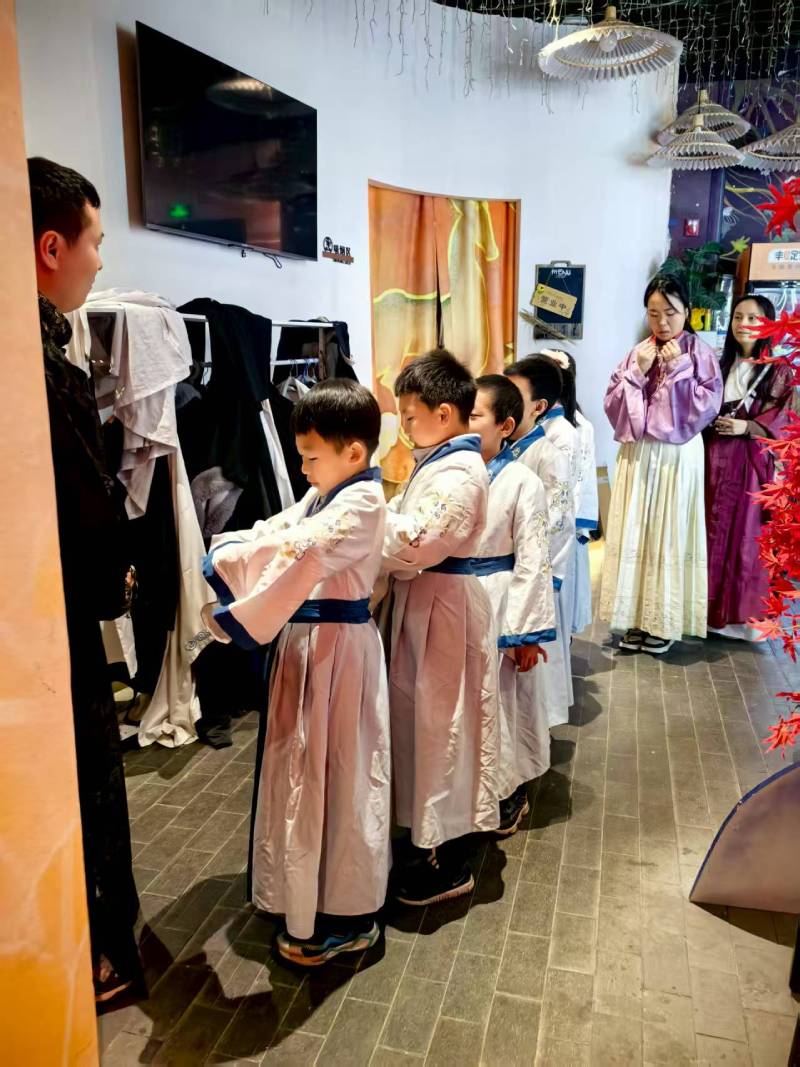 海拉尔区灯光秀活动策划